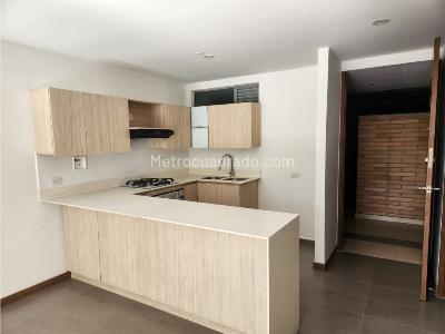 Apartaestudio en venta en Loma De Los Gonzalez, Medellín, 60 m² · foto 4 de 12