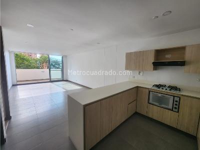 Apartaestudio en venta en Loma De Los Gonzalez, Medellín, 60 m² · foto 5 de 12