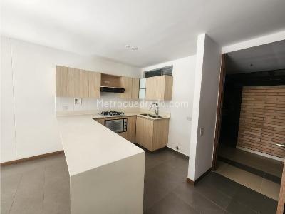 Apartaestudio en venta en Loma De Los Gonzalez, Medellín, 60 m² · foto 6 de 12