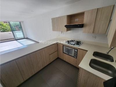 Apartaestudio en venta en Loma De Los Gonzalez, Medellín, 60 m² · foto 7 de 12