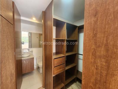Apartaestudio en venta en Loma De Los Gonzalez, Medellín, 60 m² · foto 12 de 12