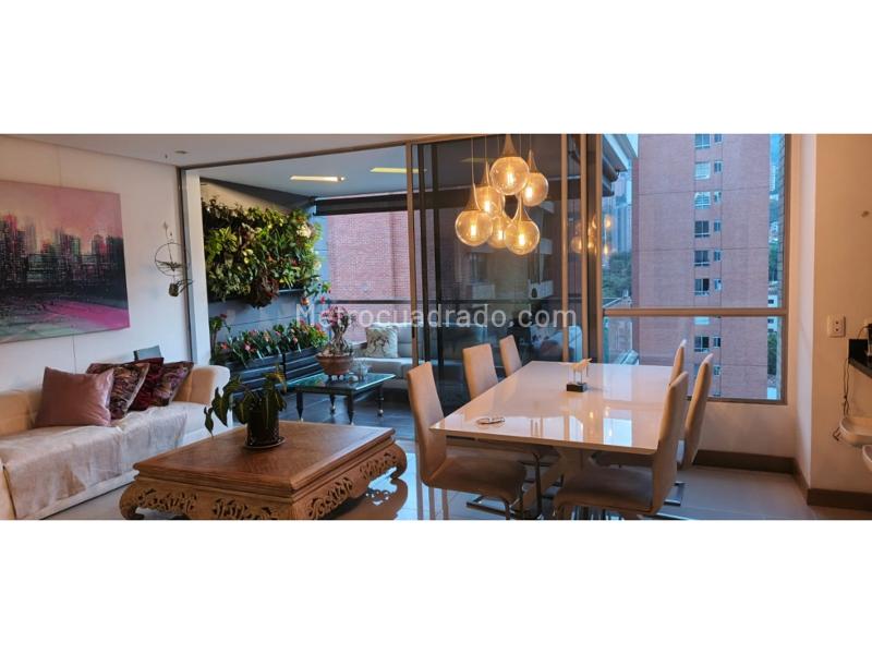 Apartamento Amoblado de 3 Alcobas en Los Parra con Excelente Ubicación