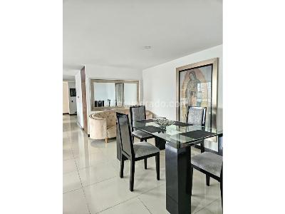 Apartamento de 2 alcobas en arriendo en Los Balsos, Medellín, 136 m² · foto 3 de 17