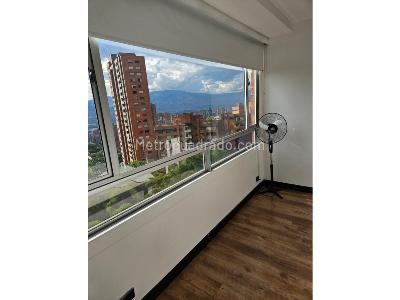 Apartamento de 2 alcobas en arriendo en Los Balsos, Medellín, 136 m² · foto 11 de 17
