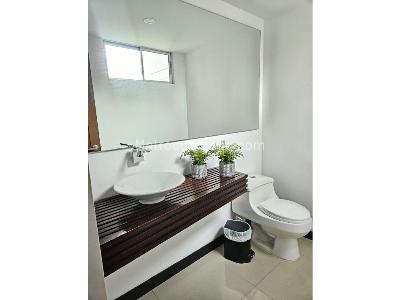 Apartamento de 2 alcobas en arriendo en Los Balsos, Medellín, 136 m² · foto 17 de 17