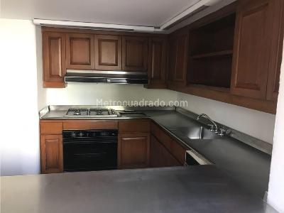 Apartamento en venta en El Campestre, Medellín · foto 3 de 20