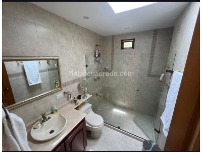 Casa de 4 alcobas en venta en Las Palmas, Medellín, 500 m² · foto 15 de 18
