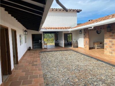 Casa en venta en Las Palmas, Medellín · foto 18 de 20