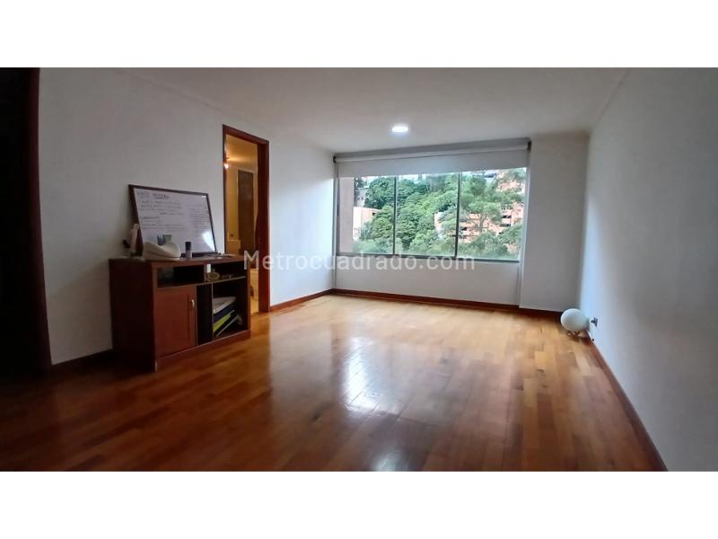 Modern 3BR Apartment in La Calera - 4