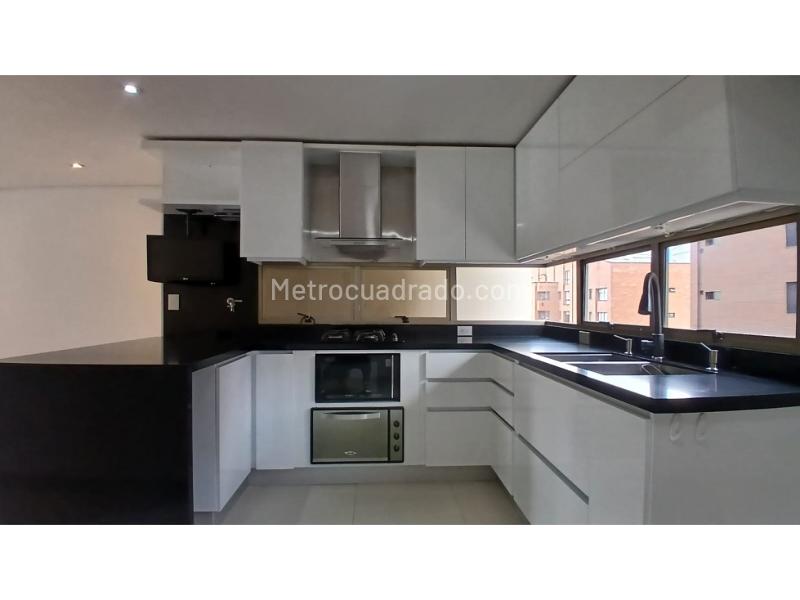 Apartamento en Arriendo de 3 Alcobas en Los Parra, El Poblado - 5