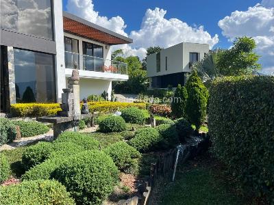 Casa de 3 alcobas en venta en Las Palmas, Medellín, 522 m² · foto 2 de 20