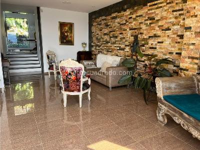Casa de 3 alcobas en venta en Las Palmas, Medellín, 522 m² · foto 12 de 20