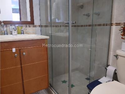 Apartamento en venta en Castropol, Medellín · foto 5 de 13
