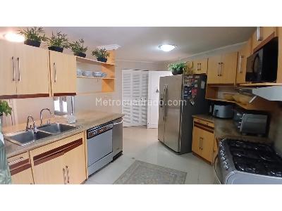 Casa de 4 alcobas en arriendo en Loma Del Chocho, Medellín, 1500 m² · foto 7 de 20