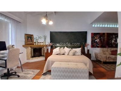 Casa de 4 alcobas en arriendo en Loma Del Chocho, Medellín, 1500 m² · foto 15 de 20