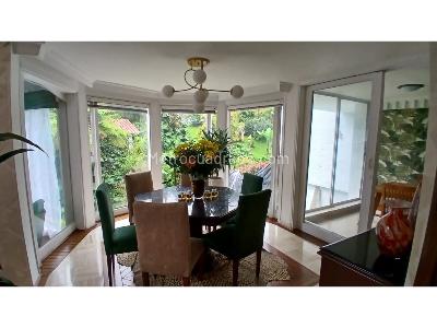 Casa de 4 alcobas en arriendo en Loma Del Chocho, Medellín, 1500 m² · foto 4 de 20