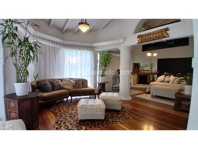 Casa de 4 alcobas en arriendo en Loma Del Chocho, Medellín, 1500 m² · foto 5 de 20