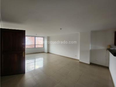 Apartamento de 3 alcobas en arriendo en El Nogal, Medellín, 110 m² · foto 3 de 15