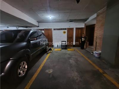 Apartamento de 3 alcobas en arriendo en El Nogal, Medellín, 110 m² · foto 14 de 15
