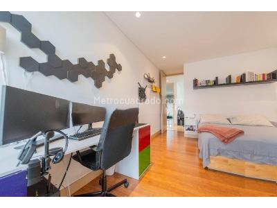Apartamento de 3 alcobas en venta en Loma De Los Gonzalez, Medellín, 277 m² · foto 20 de 20