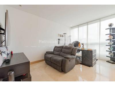 Apartamento de 3 alcobas en venta en Loma De Los Gonzalez, Medellín, 277 m² · foto 12 de 20
