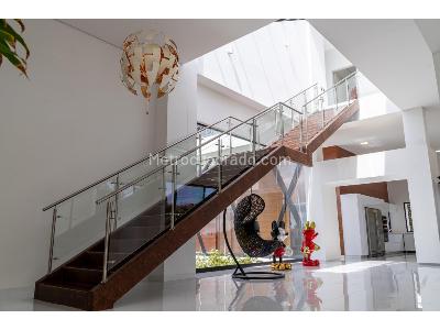 Casa de 4 alcobas en venta en Las Palmas, Medellín, 1783 m² · foto 9 de 20