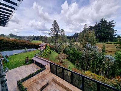 Casa de 4 alcobas en venta en Alto De Las Palmas, Medellín, 563 m² · foto 4 de 20