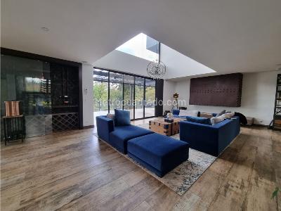 Casa de 4 alcobas en venta en Alto De Las Palmas, Medellín, 563 m² · foto 7 de 20