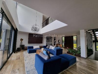 Casa de 4 alcobas en venta en Alto De Las Palmas, Medellín, 563 m² · foto 19 de 20