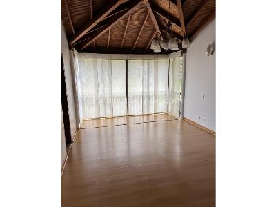Casa en arriendo en Loma Del Chocho, Medellín · foto 7 de 15