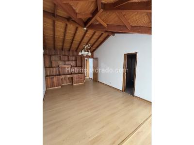 Casa en arriendo en Loma Del Chocho, Medellín · foto 12 de 15