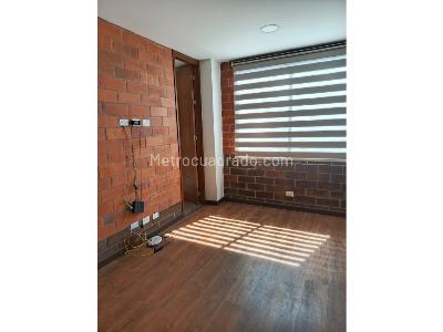 Casa de 5 alcobas en venta en Loma Del Escobero, Medellín, 1000 m² · foto 4 de 14