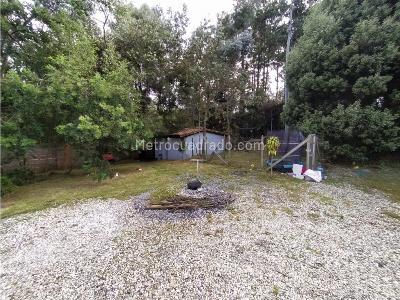 Casa de 5 alcobas en venta en Loma Del Escobero, Medellín, 1800 m² · foto 7 de 17