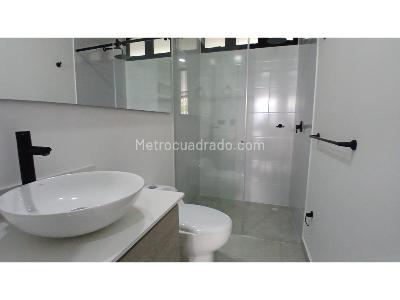 Apartamento de 2 alcobas en venta en Loma Del Escobero, Medellín, 74 m² · foto 6 de 12