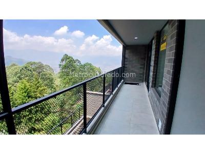 Apartamento de 2 alcobas en venta en Loma Del Escobero, Medellín, 74 m² · foto 12 de 12