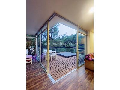 Casa de 4 alcobas en venta en Loma Del Escobero, Medellín · foto 4 de 19