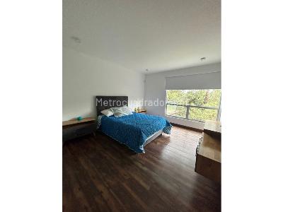 Casa de 4 alcobas en venta en Loma Del Escobero, Medellín · foto 7 de 19