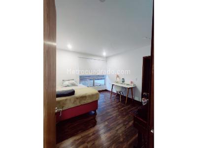 Casa de 4 alcobas en venta en Loma Del Escobero, Medellín · foto 9 de 19