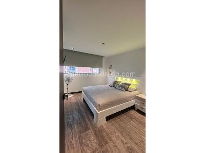 Apartamento de 3 alcobas en venta en San Julian, Medellín, 200 m² · foto 7 de 9