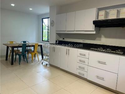 Casa de 3 alcobas en venta en Transversal Superior, Medellín, 407 m² · foto 5 de 20
