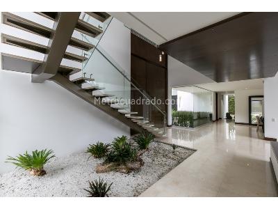 Casa de 4 alcobas en venta en Llanogrande, Medellín · foto 4 de 17