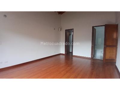 Casa de 3 alcobas en venta en La Sebastiana, Medellín, 330 m² · foto 10 de 20