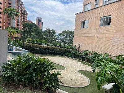 Apartamento en arriendo en Loma De Los Gonzalez, Medellín · foto 14 de 17