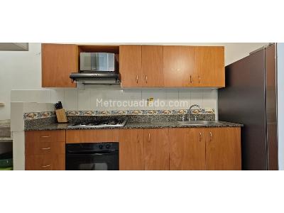 Apartamento de 3 alcobas en arriendo en Castropol, Medellín, 96 m² · foto 3 de 14
