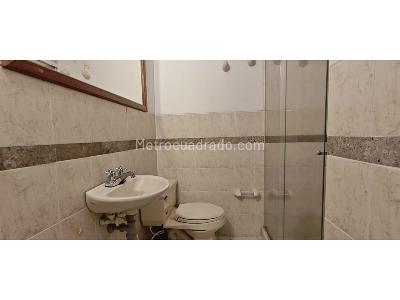 Apartamento de 3 alcobas en arriendo en Castropol, Medellín, 96 m² · foto 9 de 14