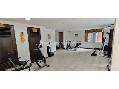 Apartamento de 3 alcobas en arriendo en Castropol, Medellín, 96 m² · foto 12 de 14