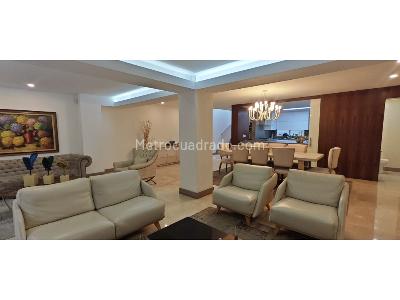 Casa en arriendo en Castropol, Medellín · foto 2 de 19