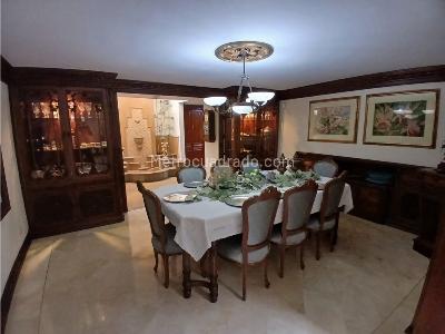 Casa de 5 alcobas en venta en El Campestre, Medellín, 646 m² · foto 3 de 20