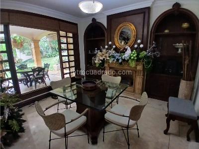 Casa de 5 alcobas en venta en El Campestre, Medellín, 646 m² · foto 8 de 20