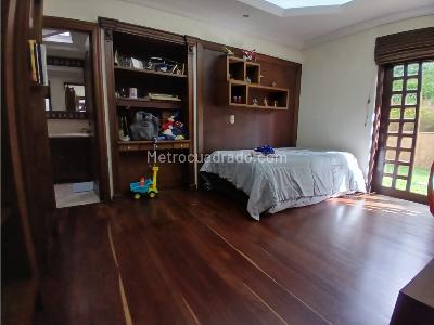 Casa de 5 alcobas en venta en El Campestre, Medellín, 646 m² · foto 11 de 20